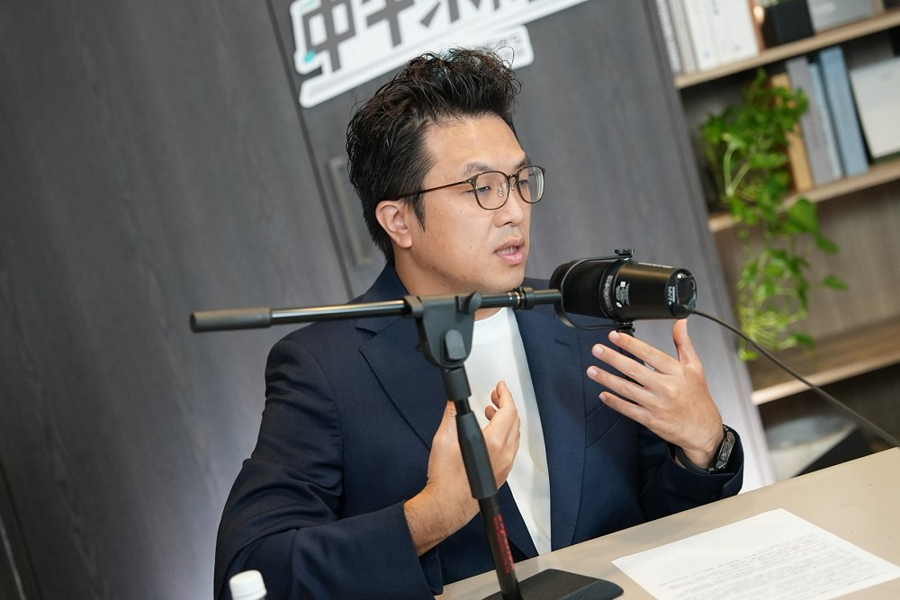 中午來開匯/觀察蔣萬安「黃國昌化」 沈伯洋:被質詢兒虐、洋傘問題就會講話大聲變兇