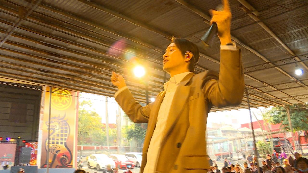 黃少谷不當運將了！　重返舞台八點檔主題曲打頭陣