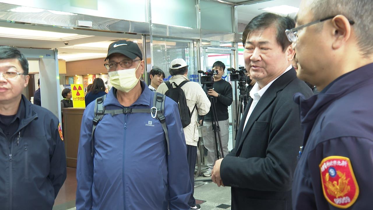 女毒駕拖行撞死所長一審判死　父痛哭：把兒子還給我