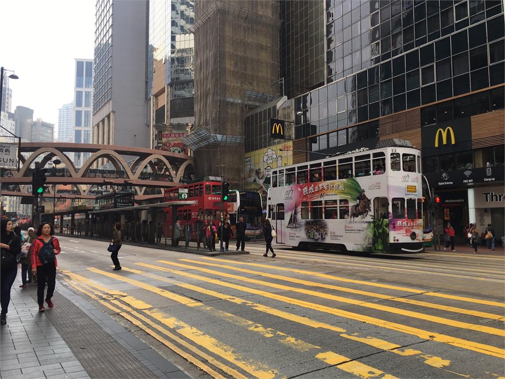 快新聞／香港疫情燒進監獄　前泛民主派領袖李卓人、何俊仁等人確診