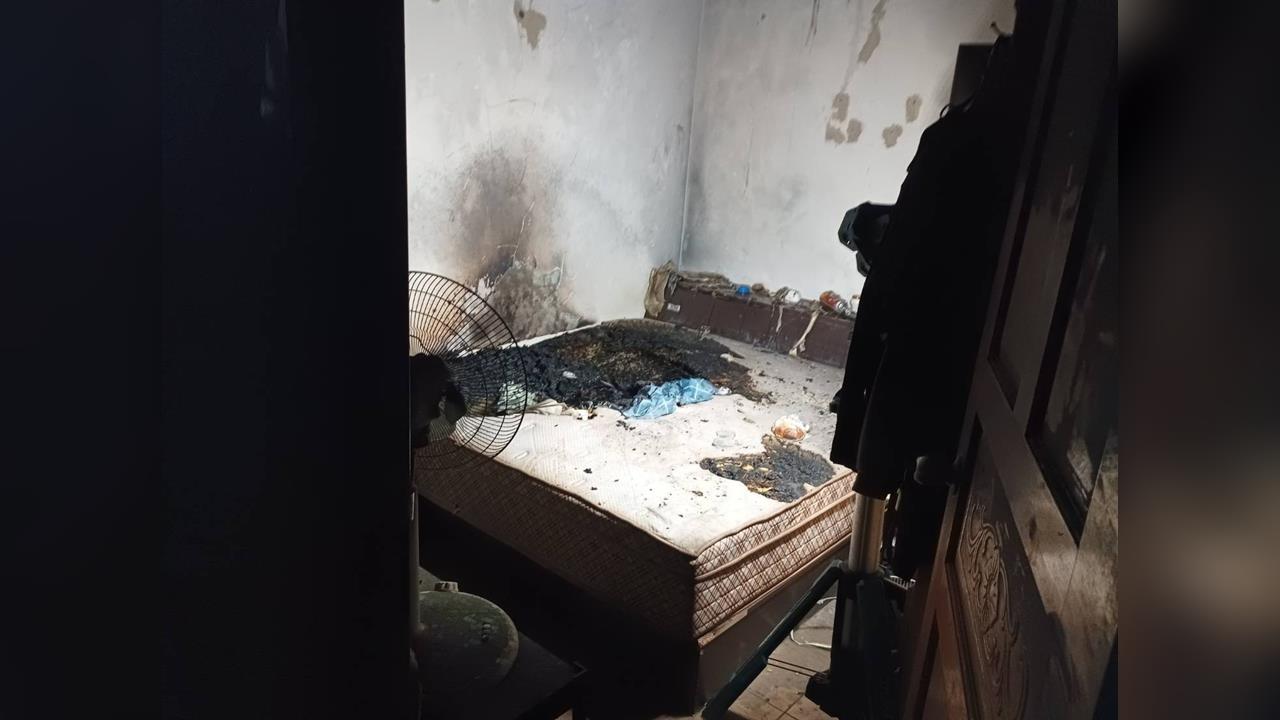 新店夫妻爆口角！丈夫超氣竟「怒燒床墊」雙雙送醫　下場慘了