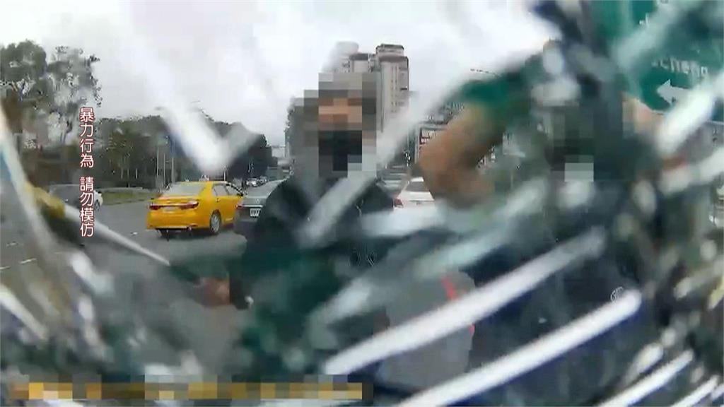 悚！國道行車糾紛　貨車駕駛竟撂人攔車猛砸