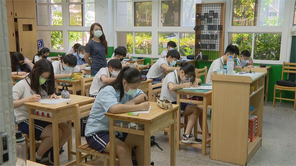 「九宮格匡列」引爭議　潘文忠：學校可彈性調整