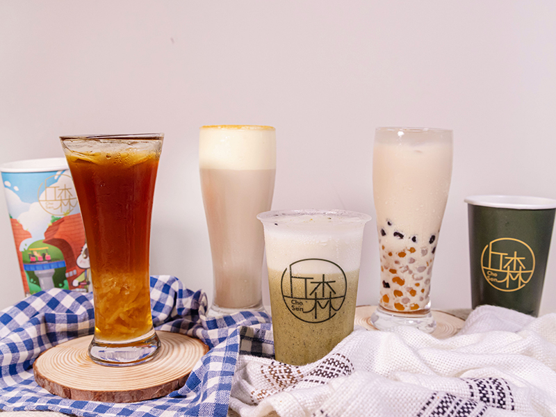 後龍人氣飲品│「重乳白玉璽」每日限量 超綿密奶蓋一定要嘗！