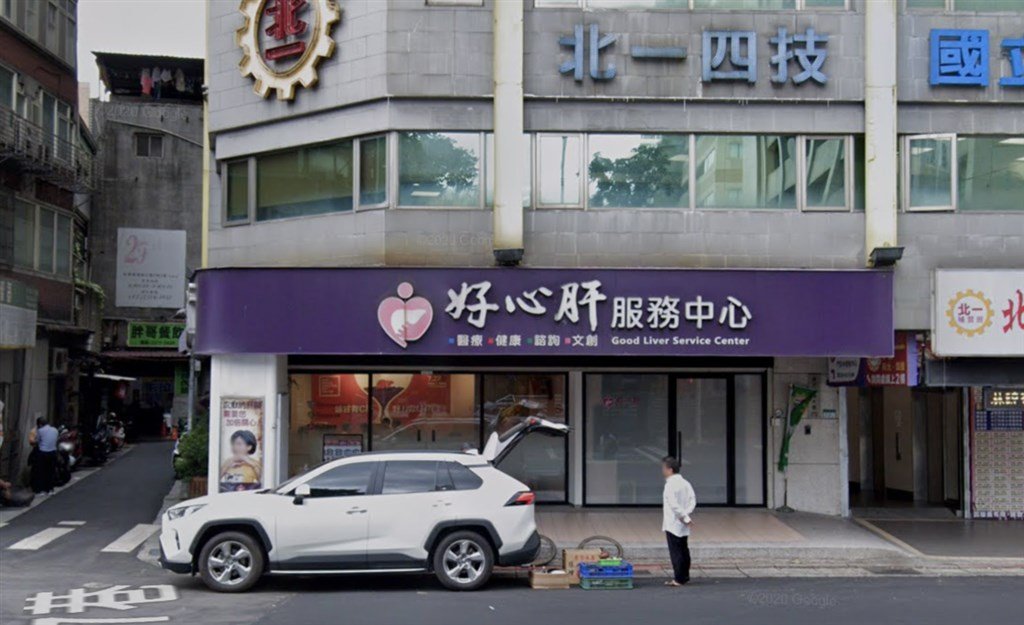 快新聞／開嘲諷？許金川慶幸度過好心肝特權疫苗風波　「還好不像柯P一去不回」