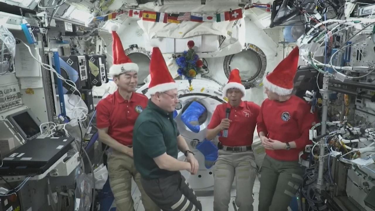 川普夫婦接耶誕電話「暖心回應孩子」　外太空也送上祝福