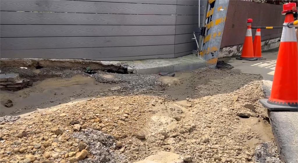 台中北屯路面塌陷誰補？　住戶爆料市府公文要管委會修