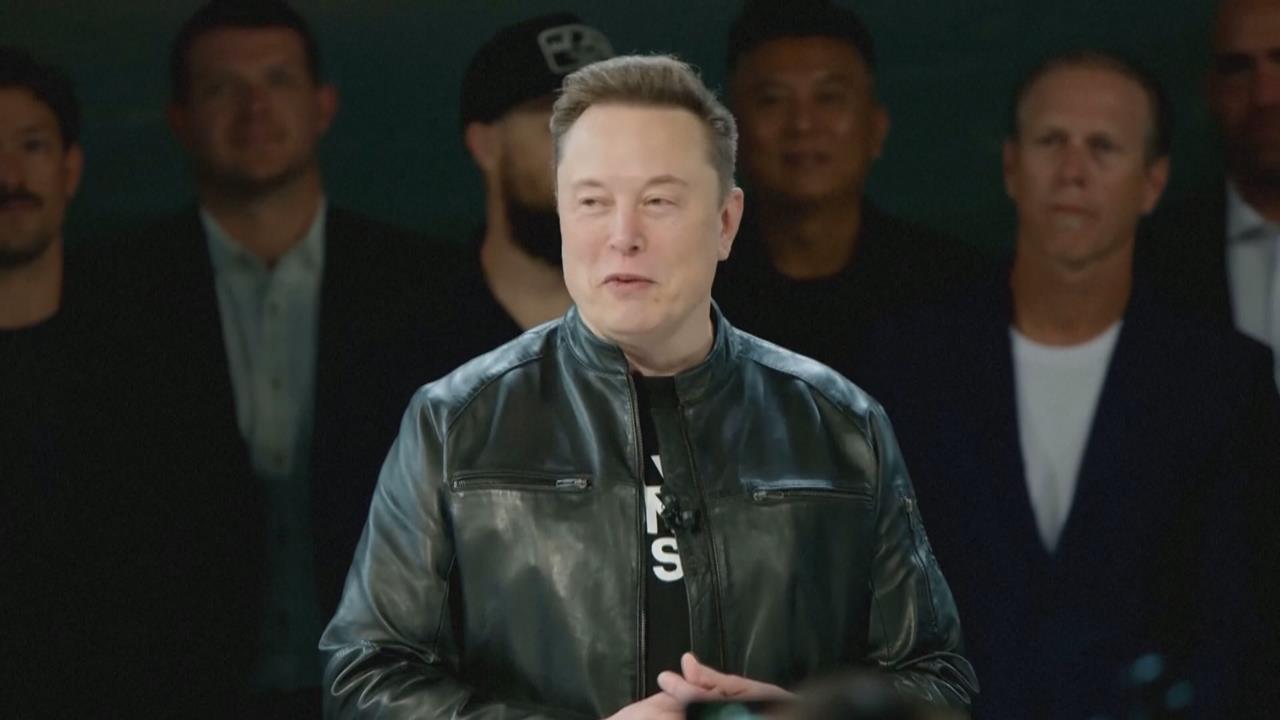 SpaceX掛牌上市首日飆漲　馬斯克榮登首位「兆元富豪」