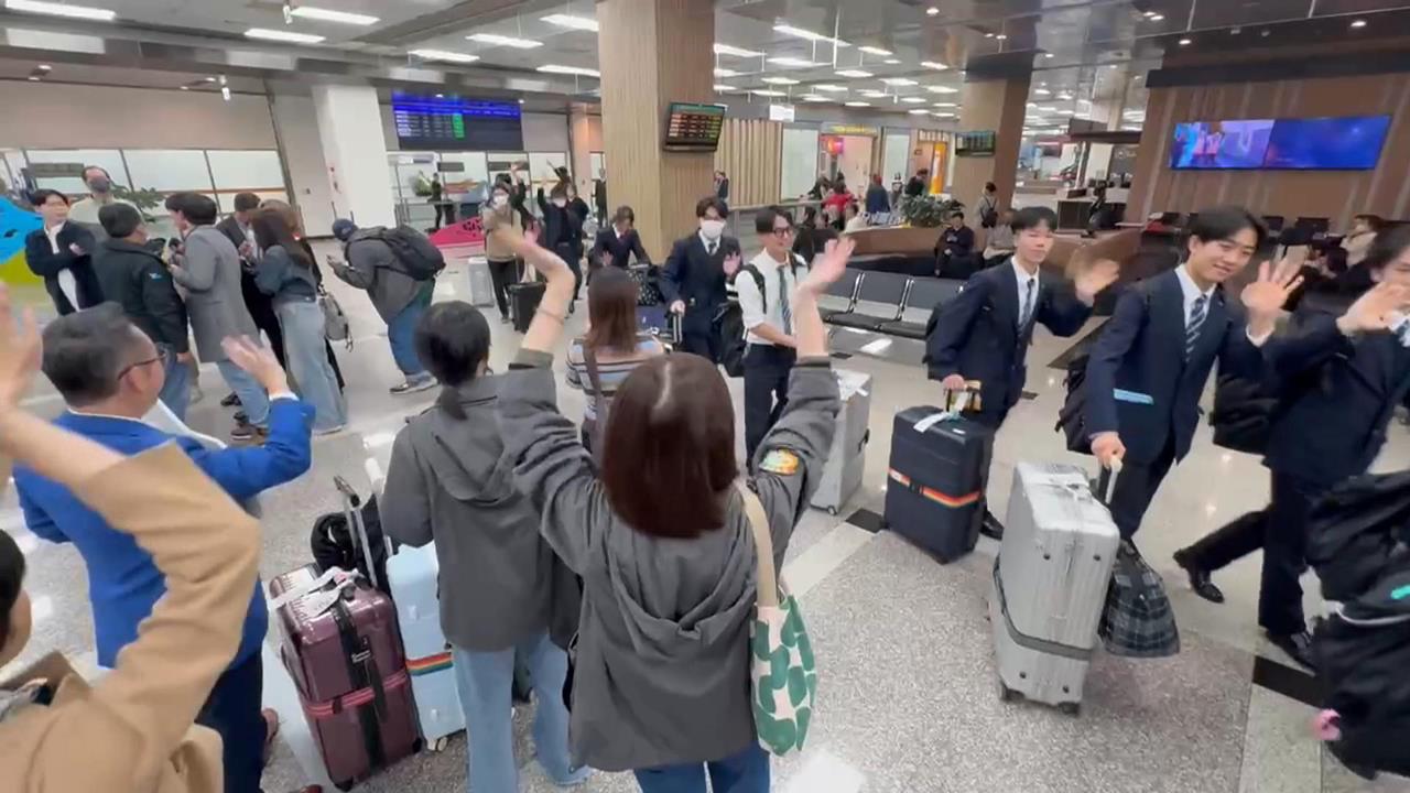 "翡翠騎士"抵台 "橘色惡魔"接力 首次在台夢幻共演