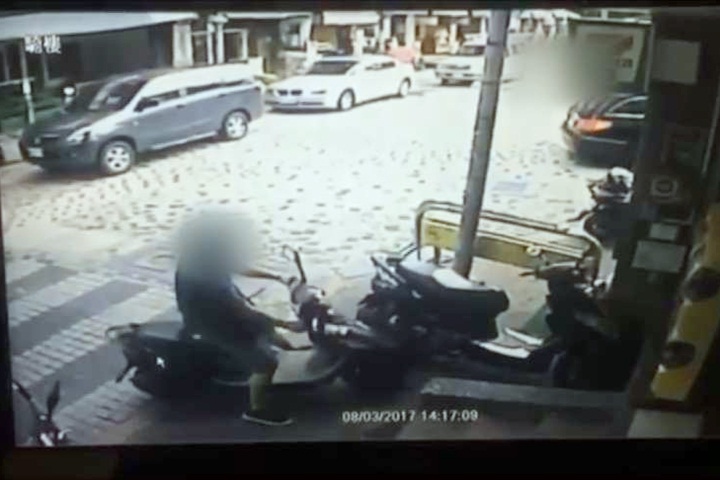不同組鎖竟能發動  男子騎錯車變偷竊