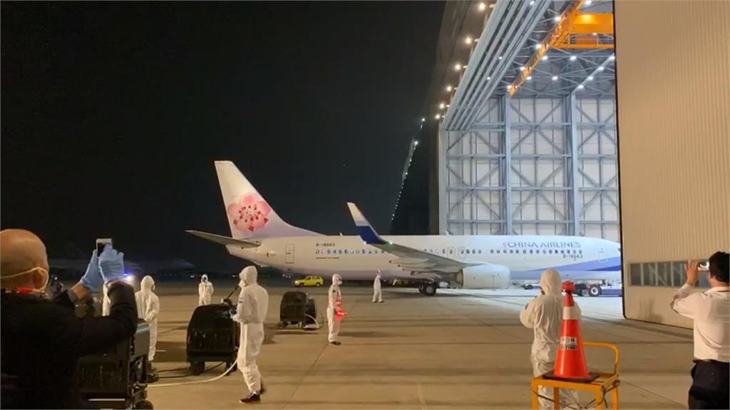 夜線／公主號包機19人初採全陰性 今晚23：30進行二次採檢