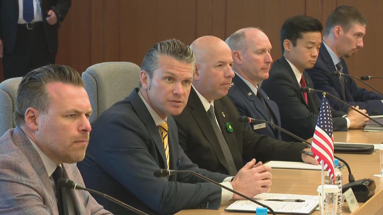 美戰爭部長赫格塞斯陷「戰爭罪」爭議 國會找美軍將領說明