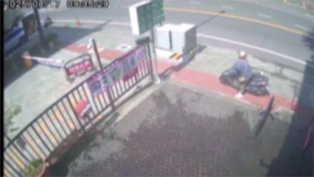南投「同意罷免」布條三度遭毀　婦人威脅潑灑「不明液體」