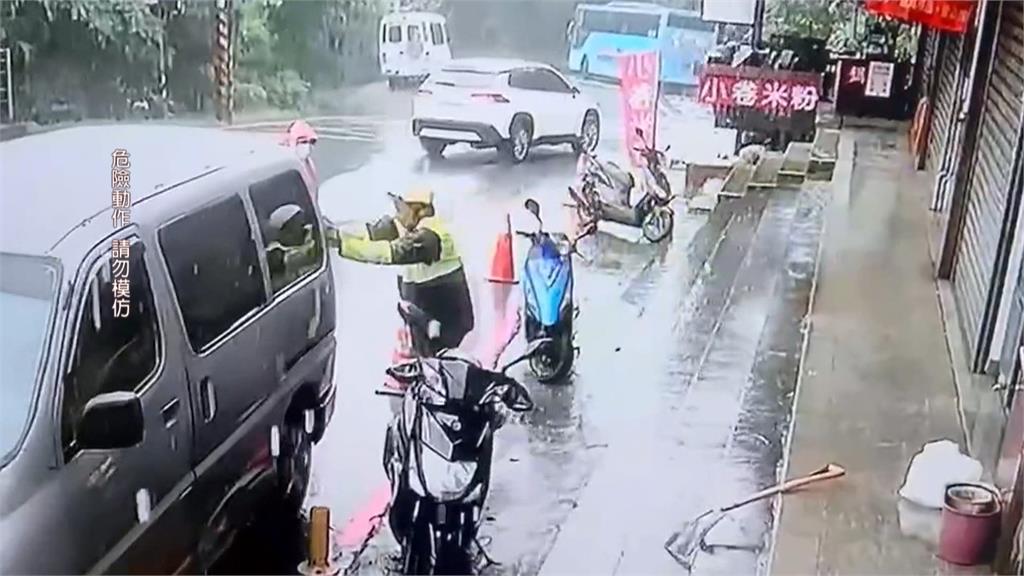 忘拉手煞車 駕駛「肉身擋車」遭捲輪下 拖行身亡