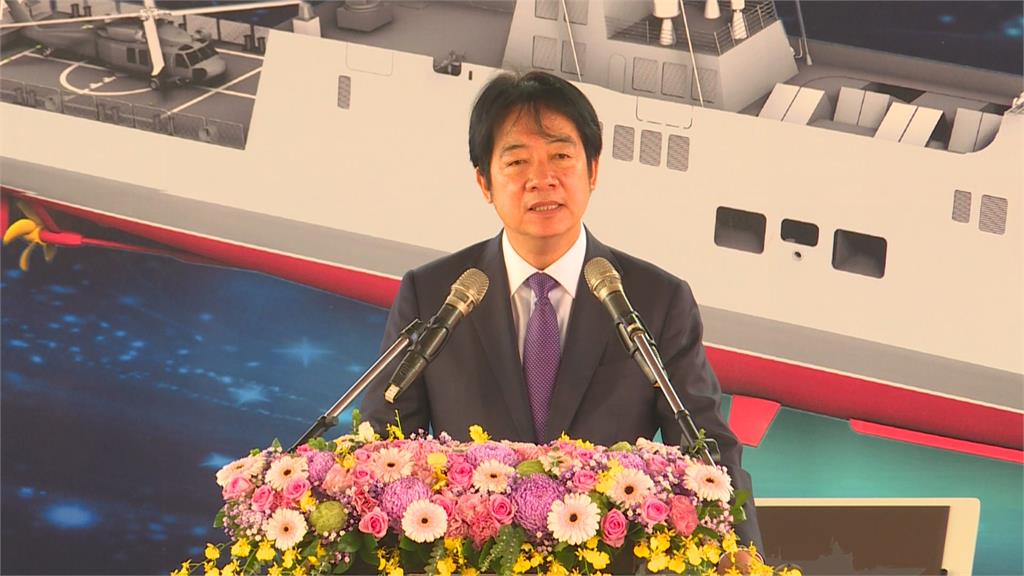 海軍「輕型巡防艦」安龍典禮　賴總統：國艦國造穩定前進