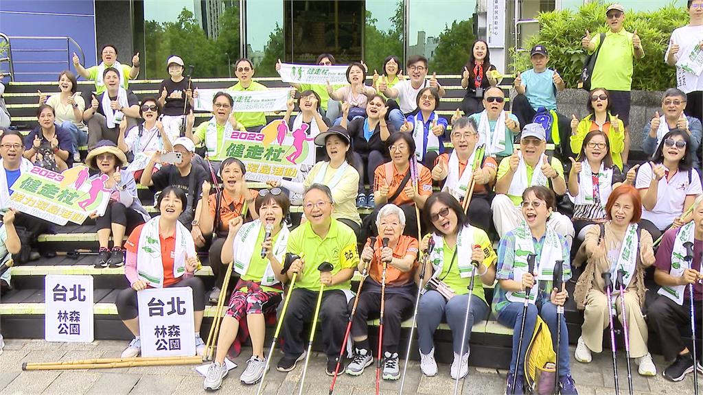 響應「世界骨鬆日」　多運動＋飲食添鈣顧骨骼