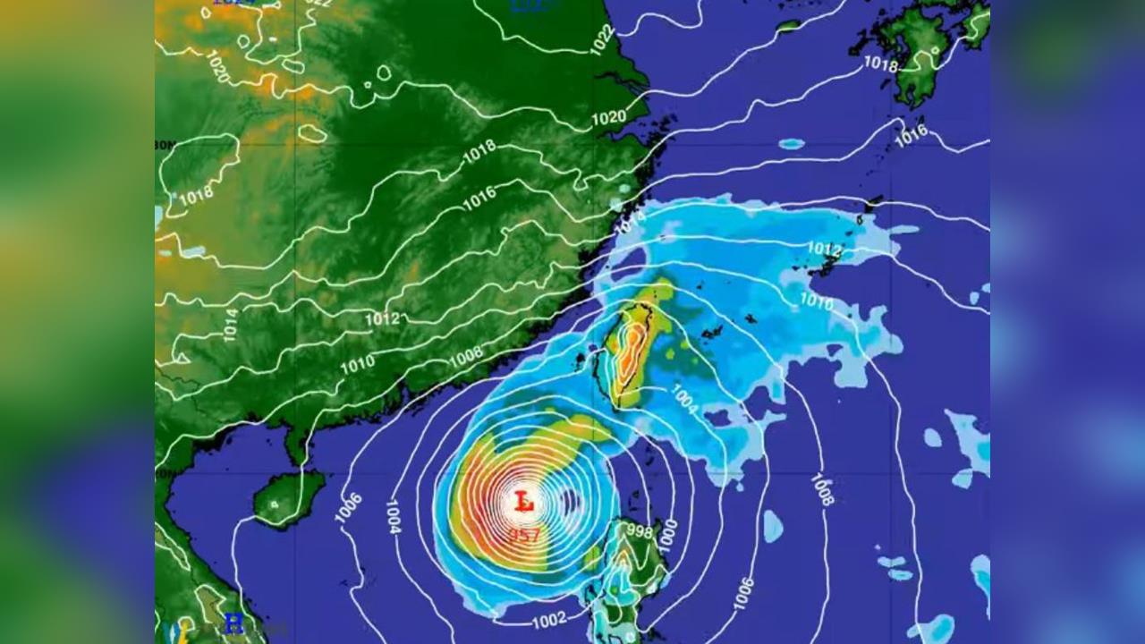 快新聞／最快今晚發海警！「鳳凰」颱風來勢洶洶　專家推測：週三傍晚登台