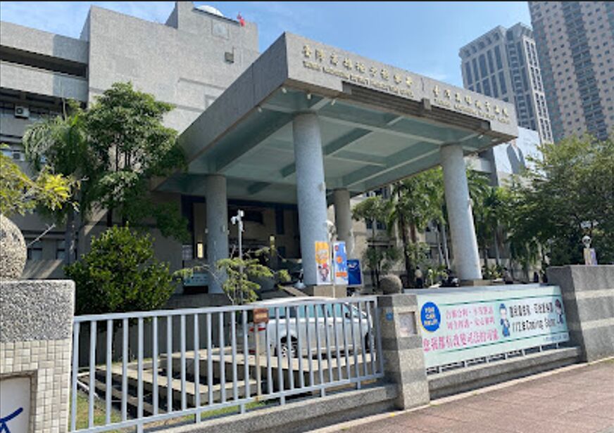 不爽屢遭檢舉交通違規　貨車駕駛尾隨檢舉魔人嗆「你不想活了嗎？」