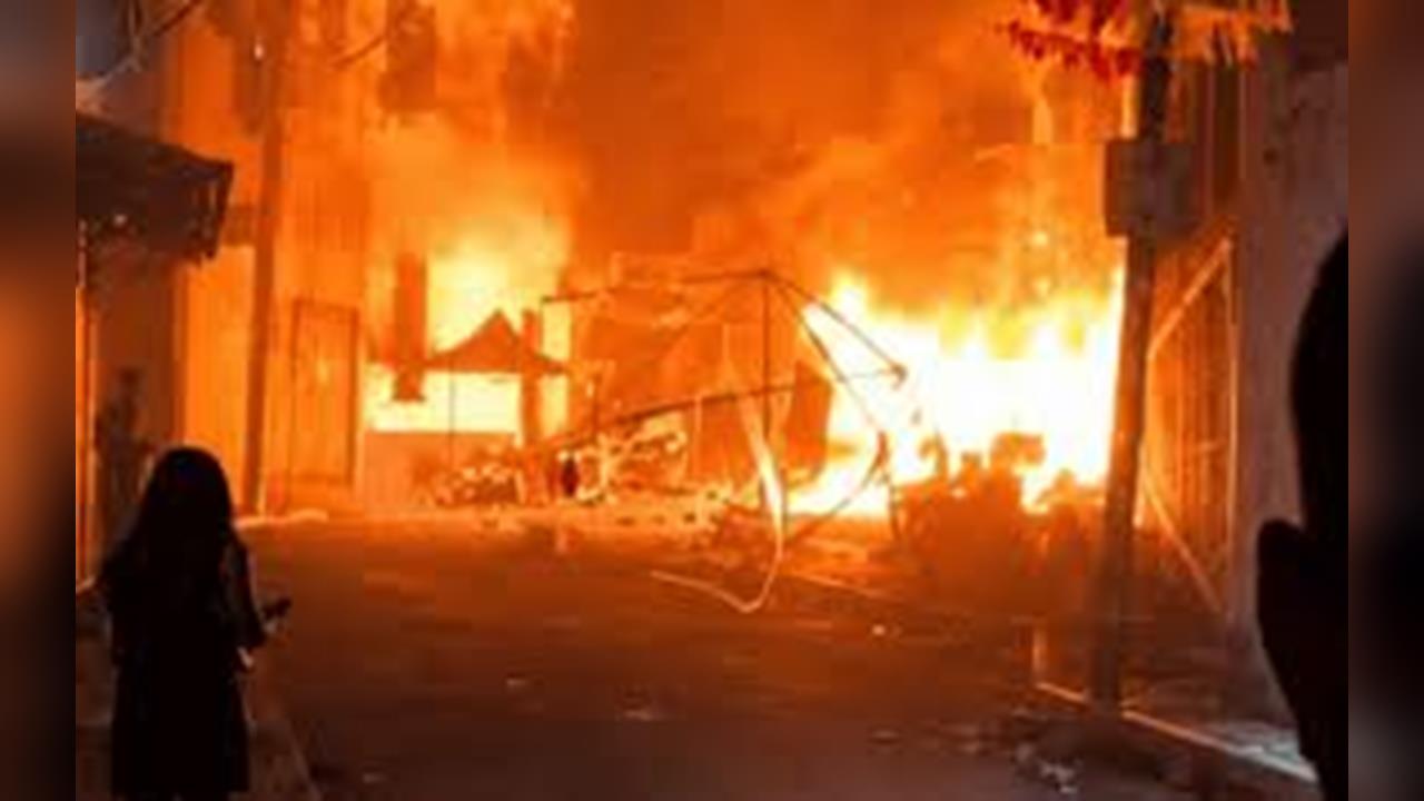 墨西哥宗教慶典放煙火 引爆小吃攤瓦斯桶釀20死逾50傷