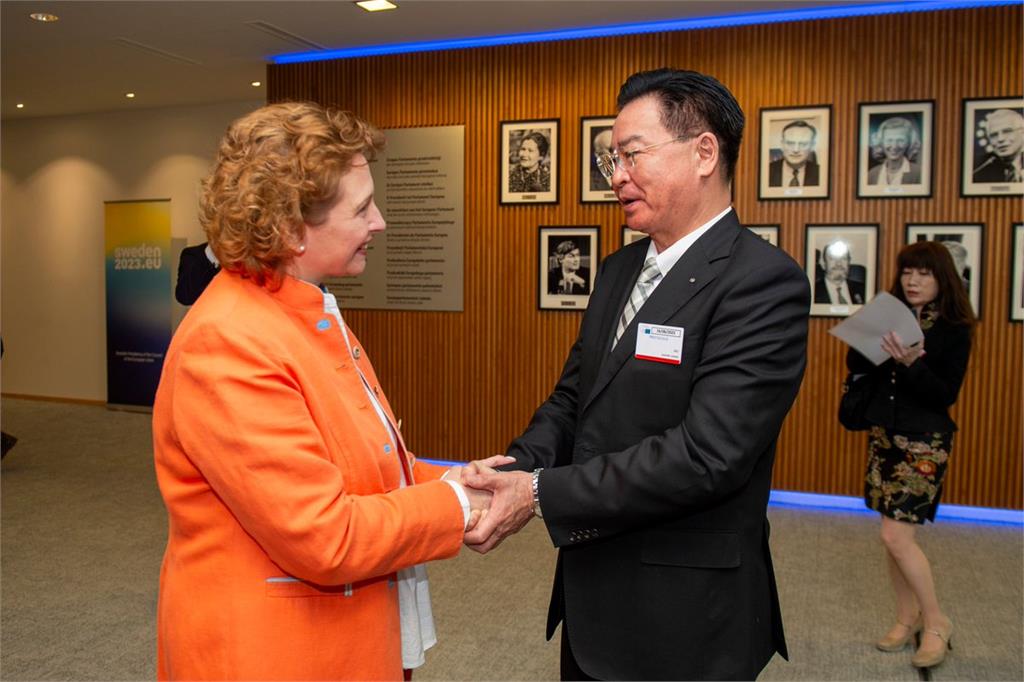 外長吳釗燮訪歐州議會　副議長畢爾：台灣是歐盟重要且可靠經濟夥伴