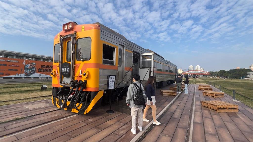 復古車廂變身文青店！　高雄退役火車變身冰淇淋店