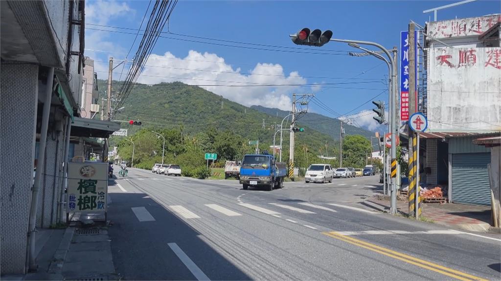 無照又酒駕！　花蓮7旬嬤騎車擦撞路邊車輛落跑遭舉發