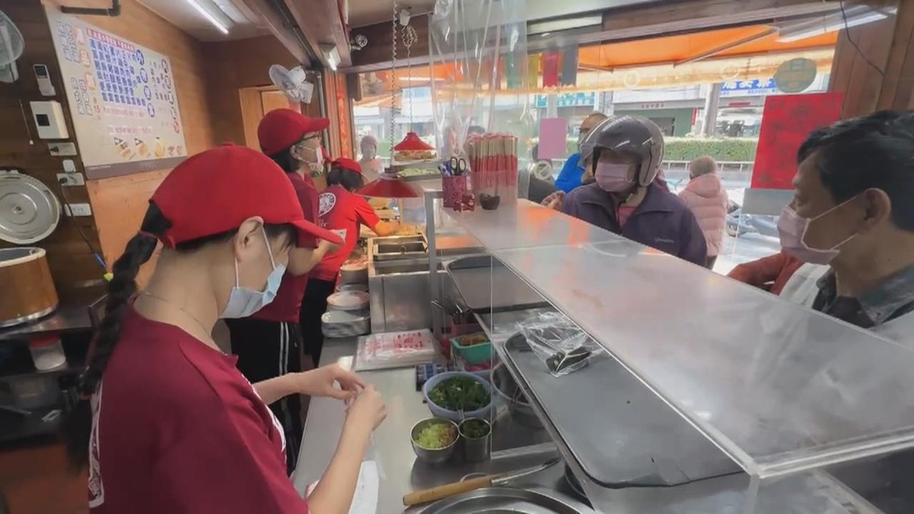 知名火雞肉飯徵人「沒勞健保」？　業者回應了「無違規」