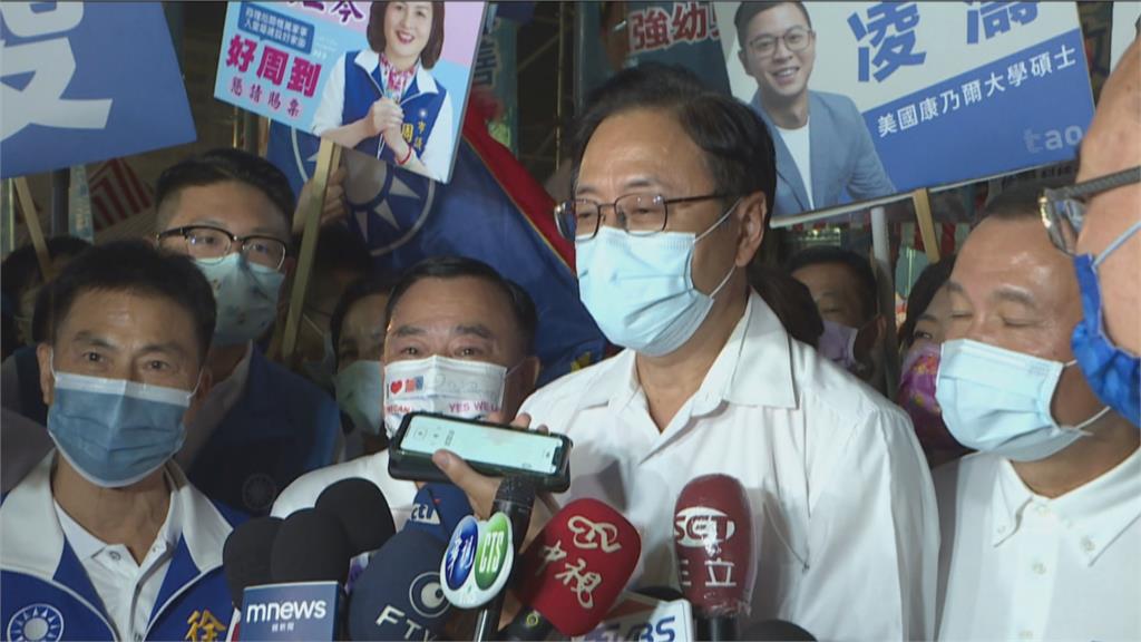 馬英九現身張善政萬人大造勢　話還沒講！台下觀眾空一半