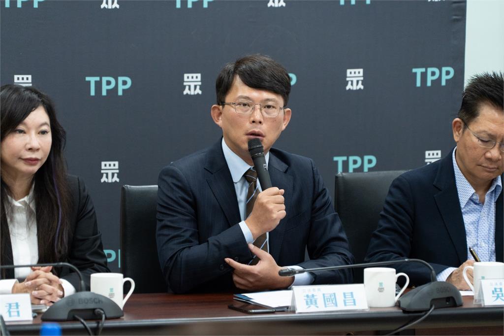 快新聞／不同調？張啓楷嗆凍總統府預算　黃國昌：未針對特定政府部門討論