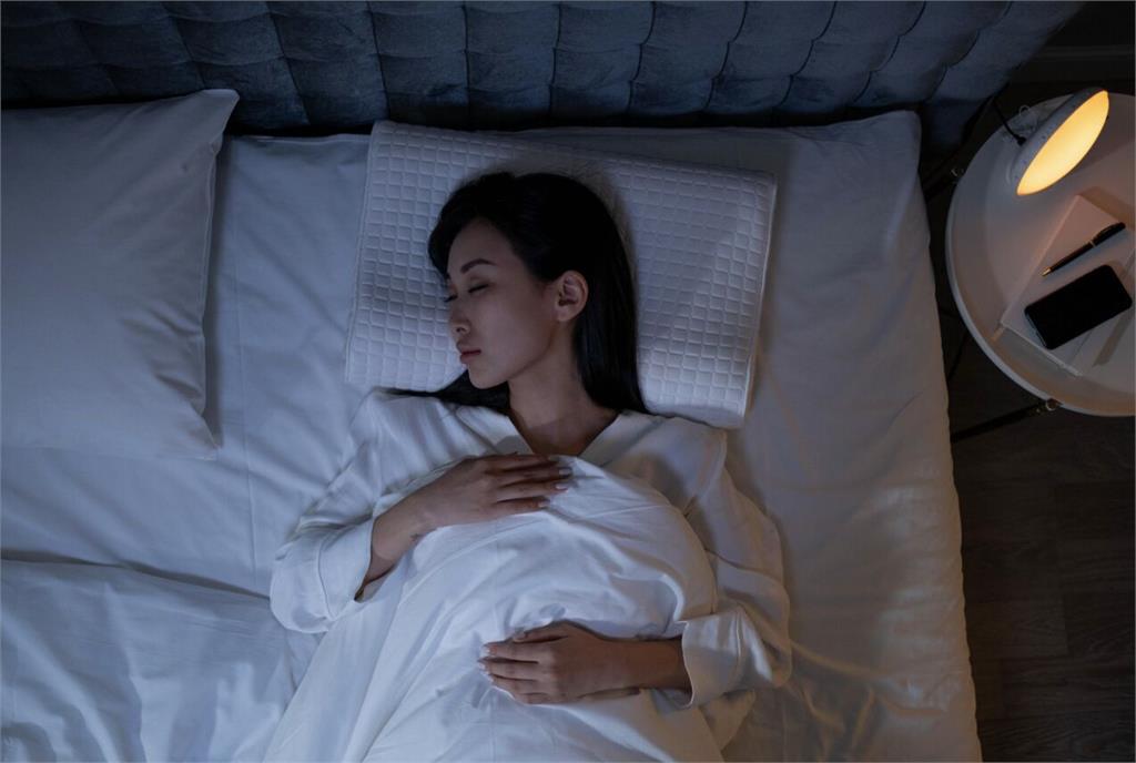 天天睡飽8小時卻更累！   原來「睡眠呼吸中止症」害大腦沒修復