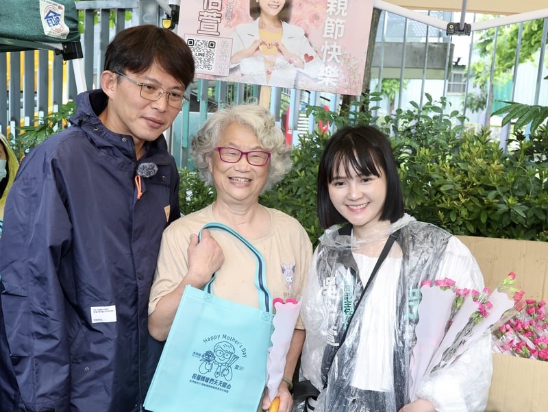 罷免投票前宣布?報派盧秀燕參選黨主席時機 黃國昌:那是友黨的事不便評論