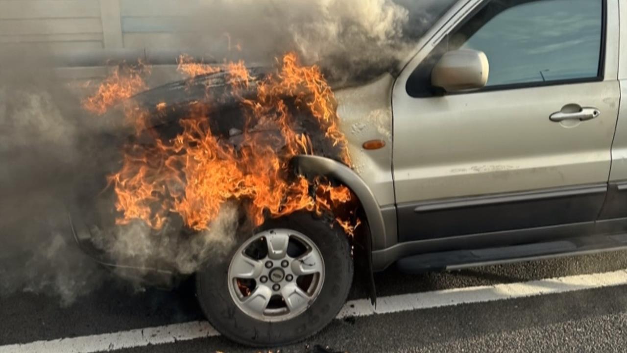 國3驚悚火燒車！休旅車行經彰化段突冒煙　駕駛跳車倉惶逃生