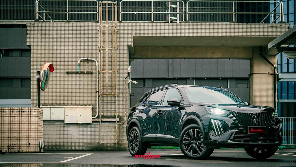 2025 PEUGEOT 2008 Hybrid GT Pack Cielo試駕！感受魅影獅王的獨自升級