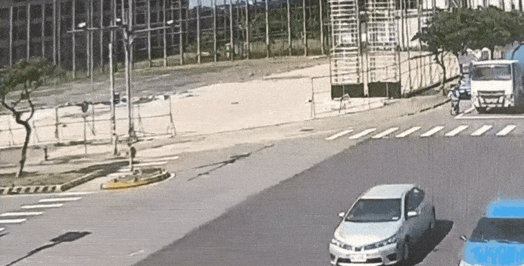 快新聞／悚！桃園男騎腳踏車遭輾　捲入混凝土預拌車底「血肉模糊」