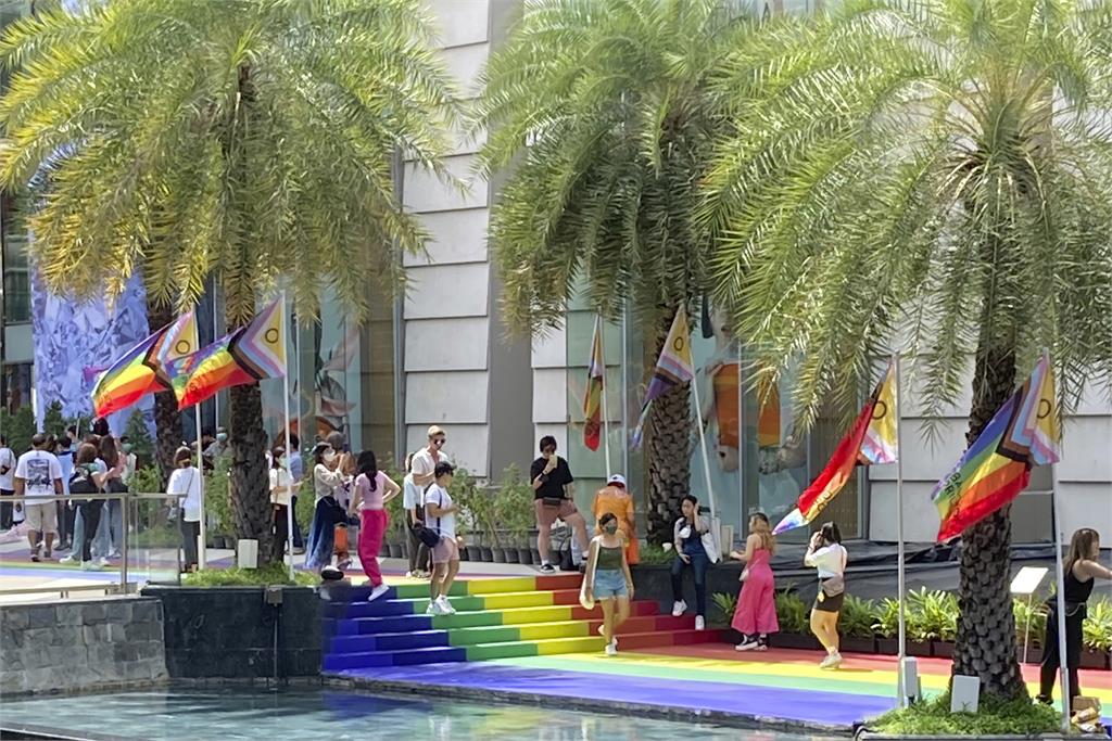 快新聞／泰國下議院通過婚姻平權法案！　外媒曝：有望成亞洲第三個同婚合法國家