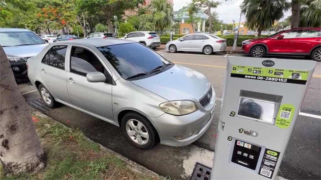 我停車你繳費？　民眾「AI停車格」停車竟顯示前車車牌