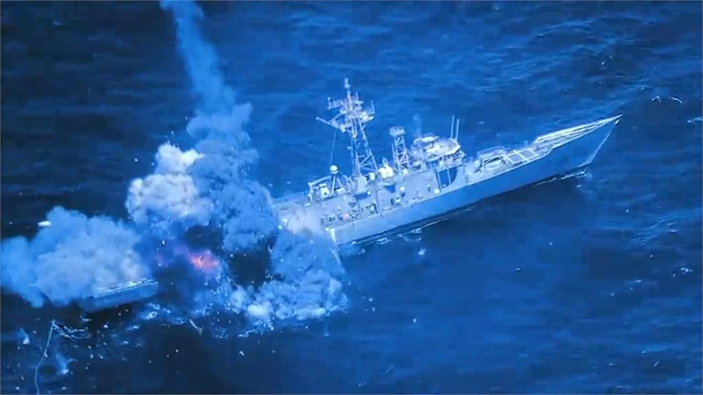 互別苗頭？環太軍演登場之際　中國攻擊訓練　摧毀「福特號標靶」