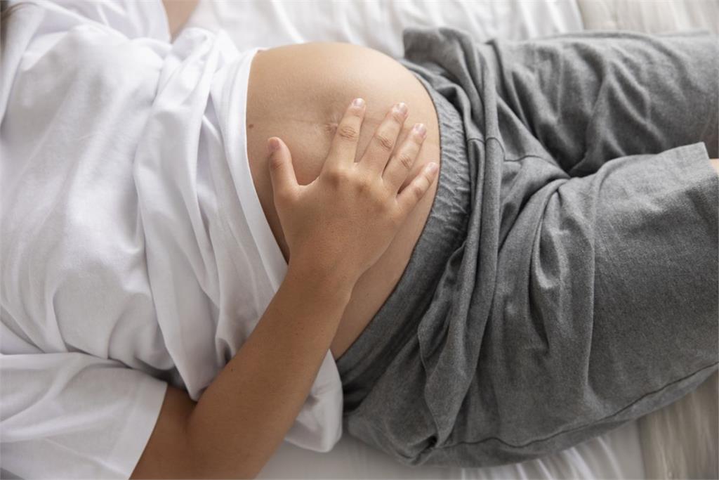 高雄孕婦遭「推水溝性侵」　6月身孕仍不放過　兇嫌持菜刀壓喉硬上