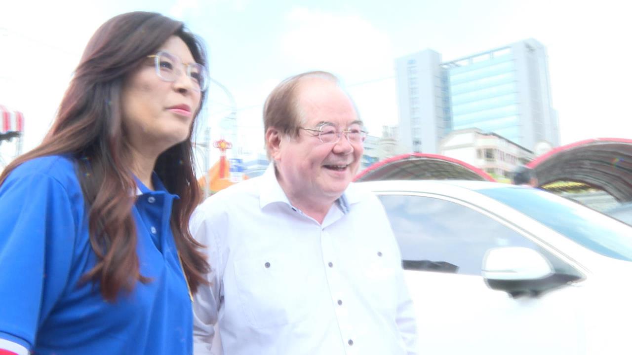 快新聞／角逐國民黨下屆主席！親拜會大老李乾龍　鄭麗文：希望成最大助力