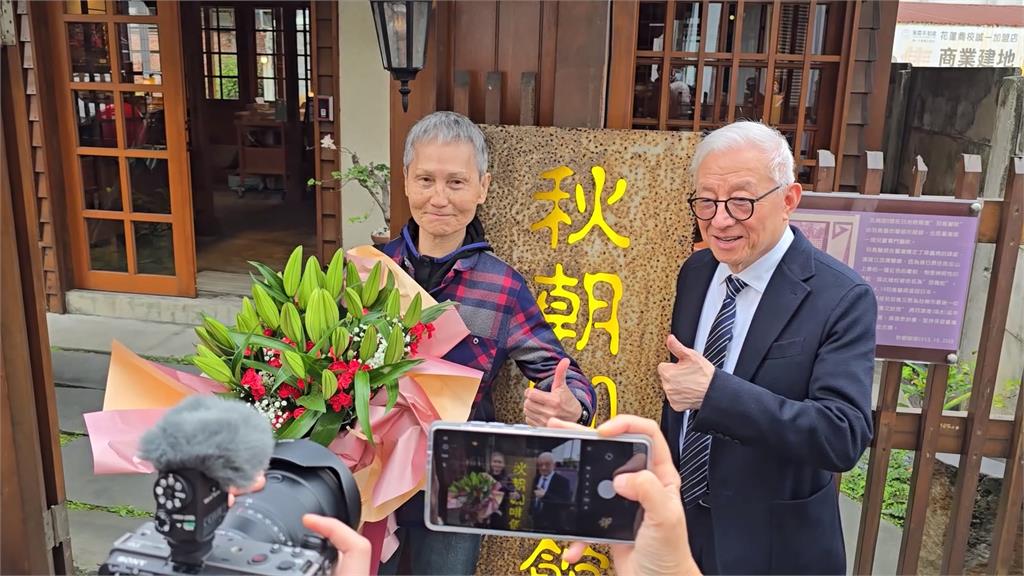 快新聞／葉春蓮簽連署力挺罷傅二階　柯建銘讚：葉霸與阿美「是台灣女性最美麗的臉龐」