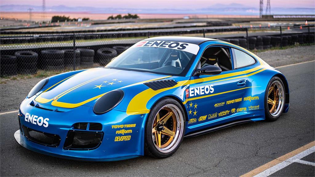Eneos為SEMA展　準備了改裝STI引擎的Porsche 911 GT3