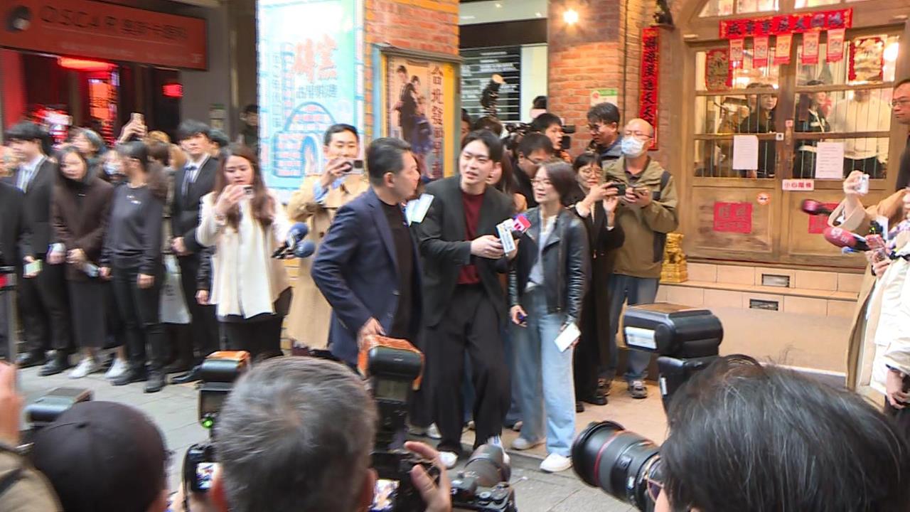 科技業最嗨夜！黃仁勳兆元宴固樁　台積電、電子五哥齊聚