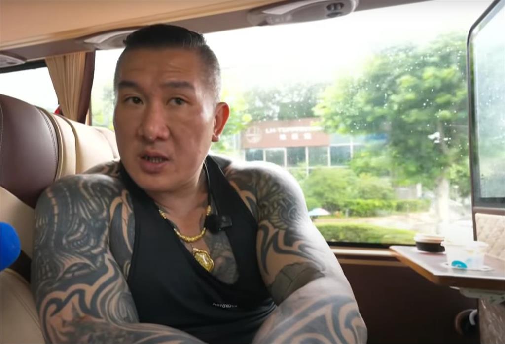 快新聞／館長上海旅行言行全曝光　黃帝穎：欺善怕惡赴中淪狗熊