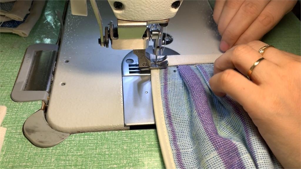 毛巾觀光工廠引進抗菌纖維 轉製防疫口罩自救