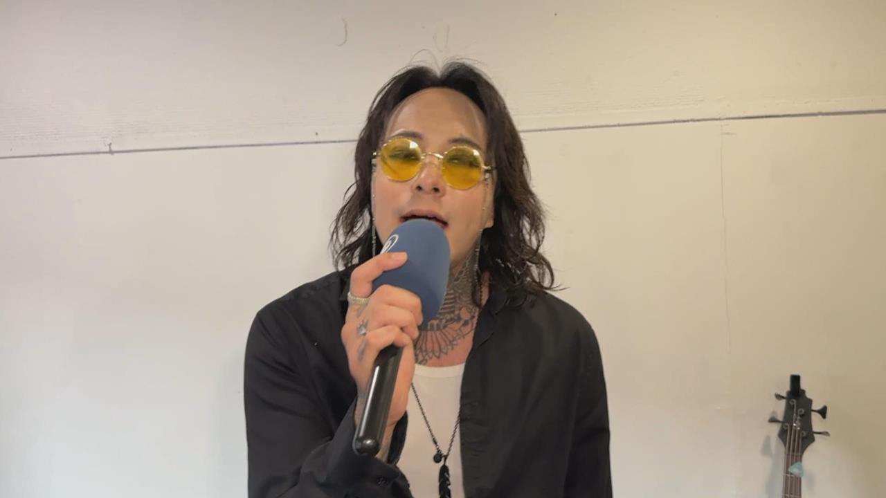 高雄搖滾歌手K Roww鴉　持續燃燒熱血搖滾魂