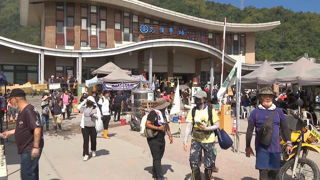 國慶日仍湧入大批志工! 協調所下令連假清完光復鄉