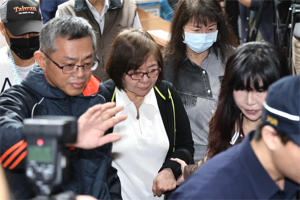 朱立倫、徐巧芯衝北院聲援！黃呂錦茹二度羈押庭逆轉　裁定收押禁見