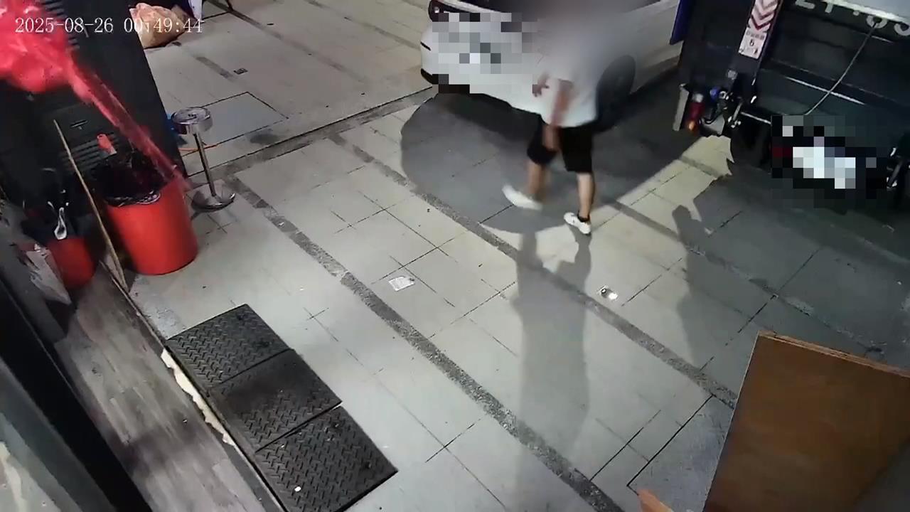 台中不滿積欠貨款遭拒　犯嫌暗夜奔店家潑紅漆洩憤
