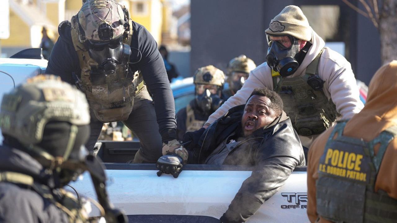 快新聞／衝突升溫！美明尼阿波利斯再傳ICE射殺公民　NBA賽事延期