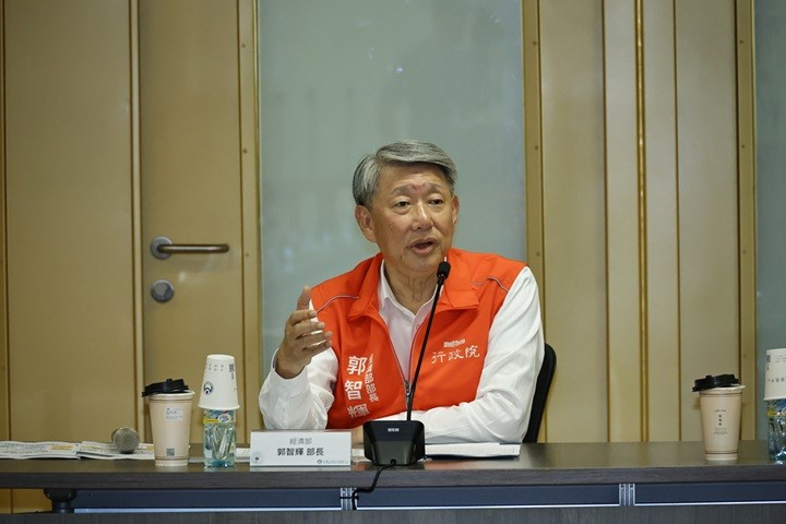 郭智輝稱台灣將投資美國「12兆新台幣」？　經濟部急滅火：只是舉例